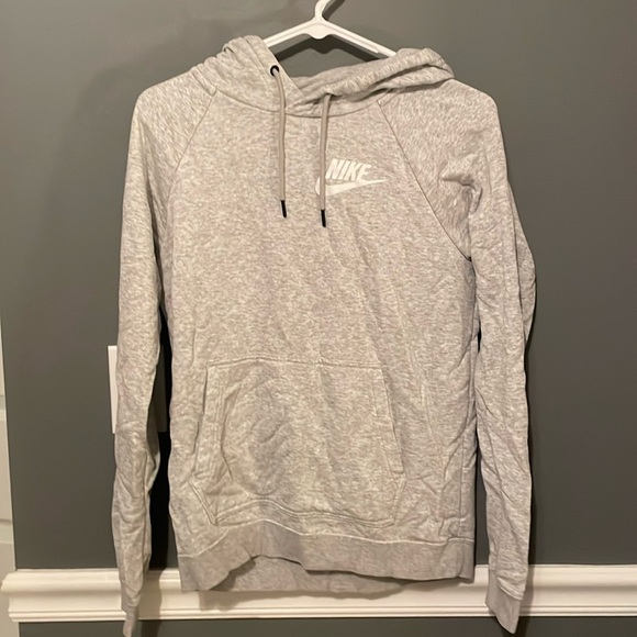 S grey Nike hoodie - Picture 1 of 2